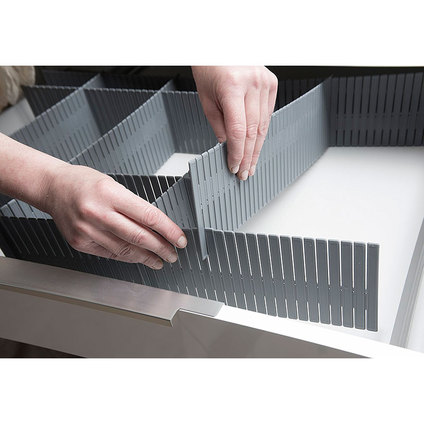 РАЗДЕЛИТЕЛ ЗА ЧЕКМЕДЖЕ СИВ 44x10 cm РАЗДЕЛИТЕЛ ЗА ЧЕКМЕДЖЕ СИВ 44x10 cm