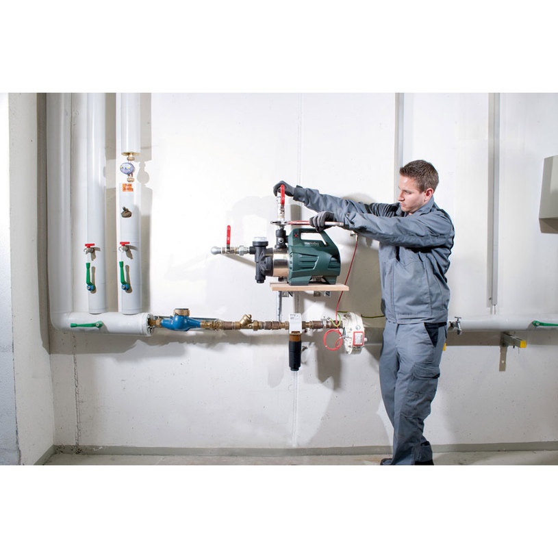 METABO Хидрофорна HWW 4500/25 Inox 1300W METABO Хидрофорна HWW 4500/25 Inox 1300W