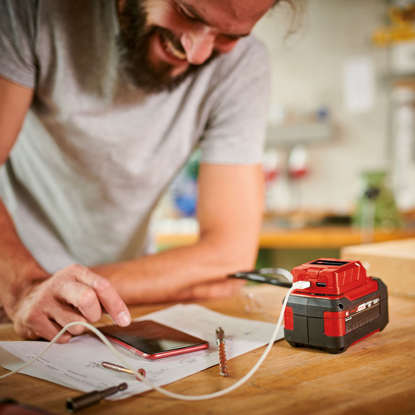 EINHELL USB приставка за батерия PXC EINHELL USB приставка за батерия PXC