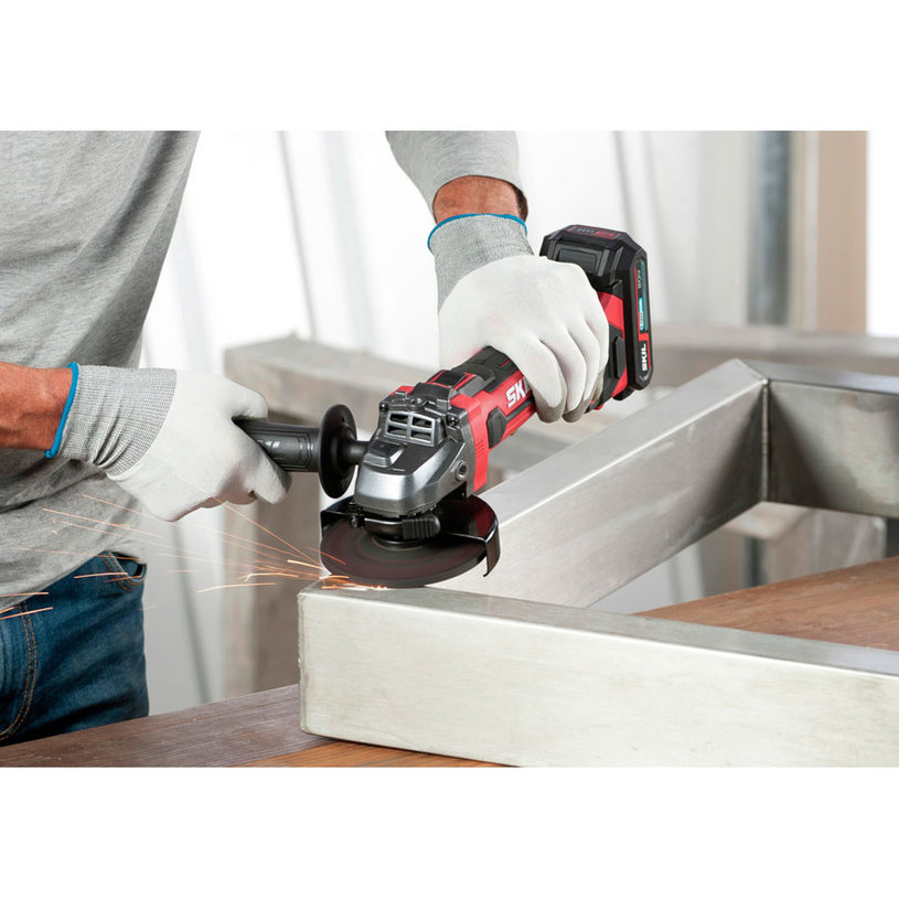 SKIL АКУМУЛАТОРЕН ЪГЛОШЛАЙФ 3920AB 115ММ SKIL АКУМУЛАТОРЕН ЪГЛОШЛАЙФ 3920AB 115ММ