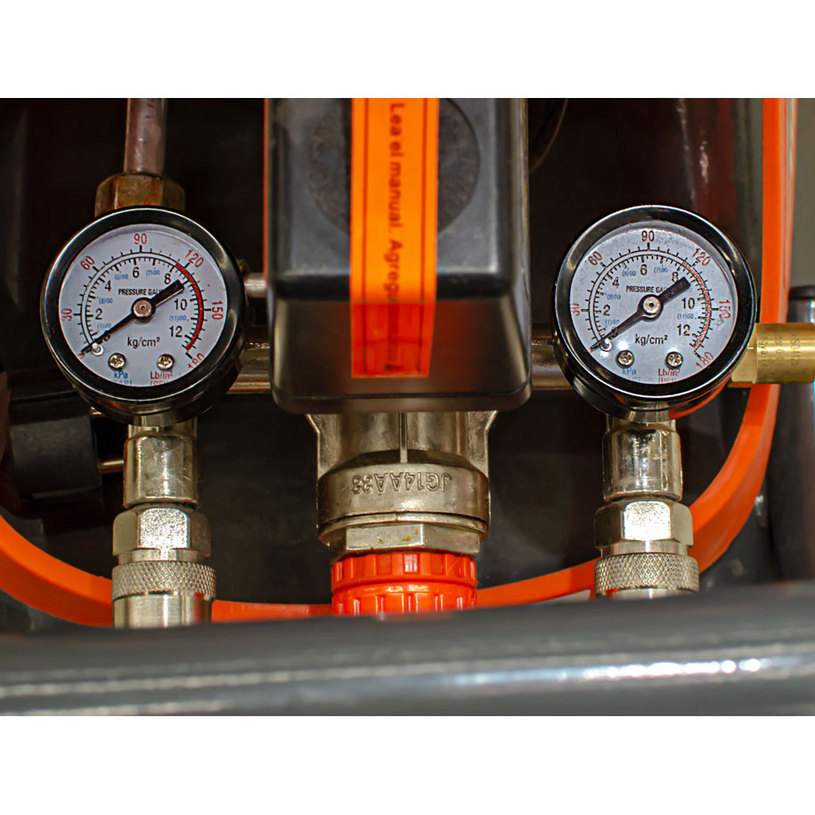 DAEWOO КОМПРЕСОР 50L 8 BAR DAAC50DN DAEWOO КОМПРЕСОР 50L 8 BAR DAAC50DN