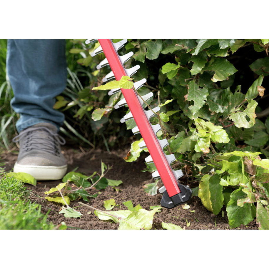 SKIL GH1E0429CA SOLO Cordless Hedge Trimmer 18 V, 50 cm Blade, 20 mm Tooth Spacing