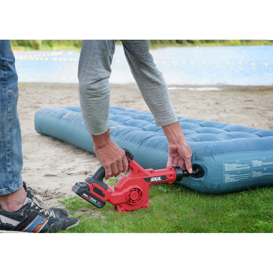 SKIL VA1E3161CA Cordless Brushless Blower 18 V, Air Speed up to 300 km/h (Bare Tool)