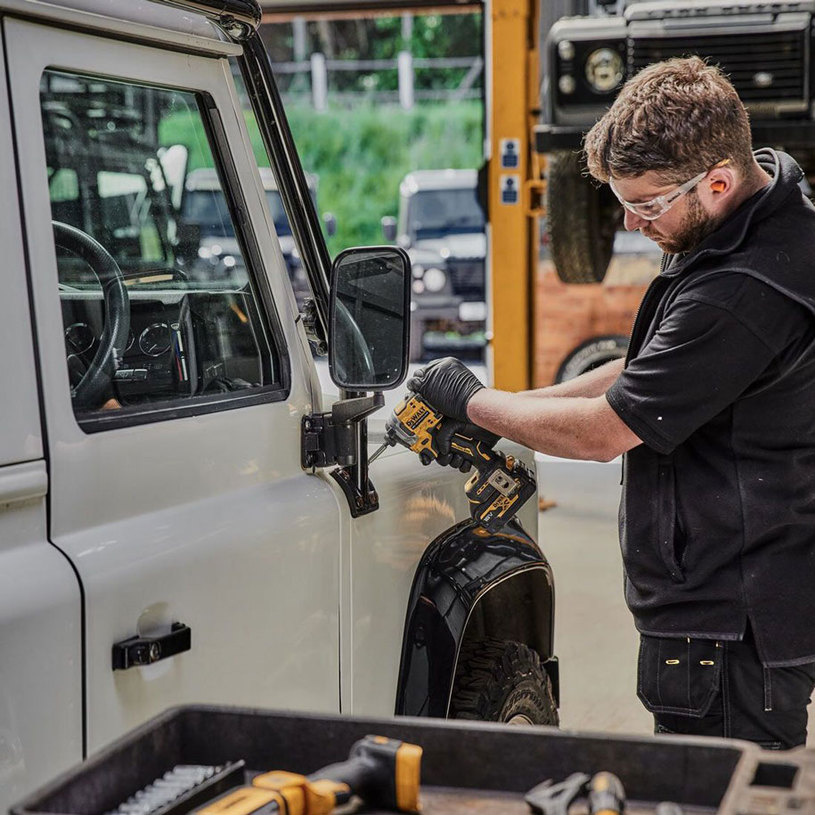 DEWALT Ак.уд.бзч винтоверт DCF850N-XJSOL DEWALT Ак.уд.бзч винтоверт DCF850N-XJSOL