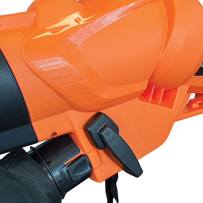 PREMIUM HD ЛИСТОСЪБИРАЧ 3000W РЕГ.ОБОР. PREMIUM HD ЛИСТОСЪБИРАЧ 3000W РЕГ.ОБОР.