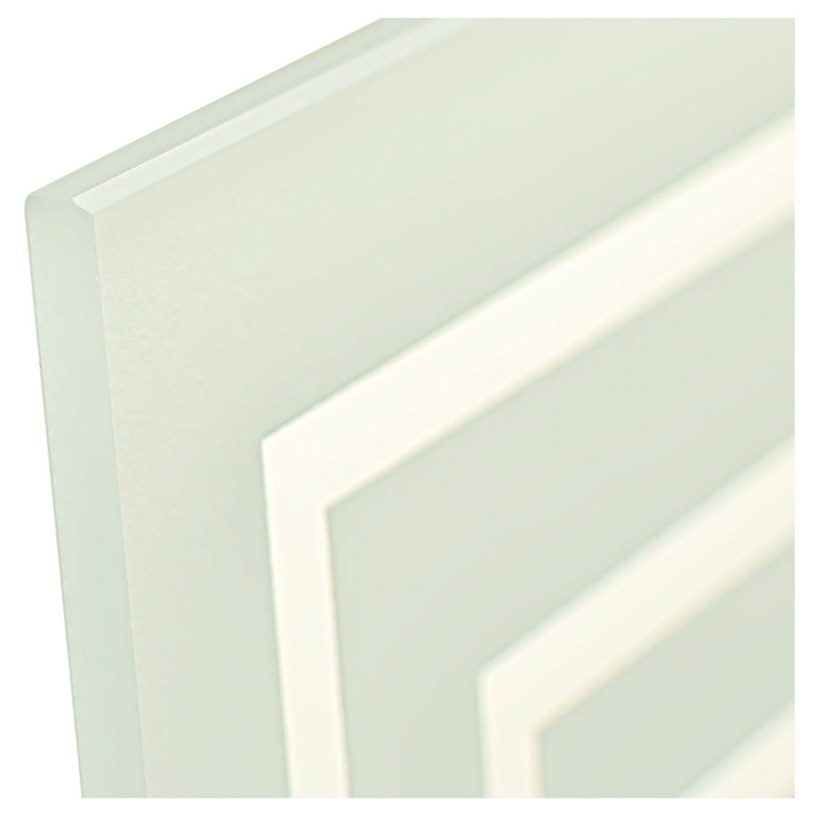 80x60 cm format for a standard bathroom