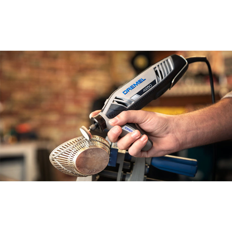 DREMEL МУЛТИФУНКЦИОНАЛЕН ИНСТРУМЕНТ 4250 DREMEL МУЛТИФУНКЦИОНАЛЕН ИНСТРУМЕНТ 4250
