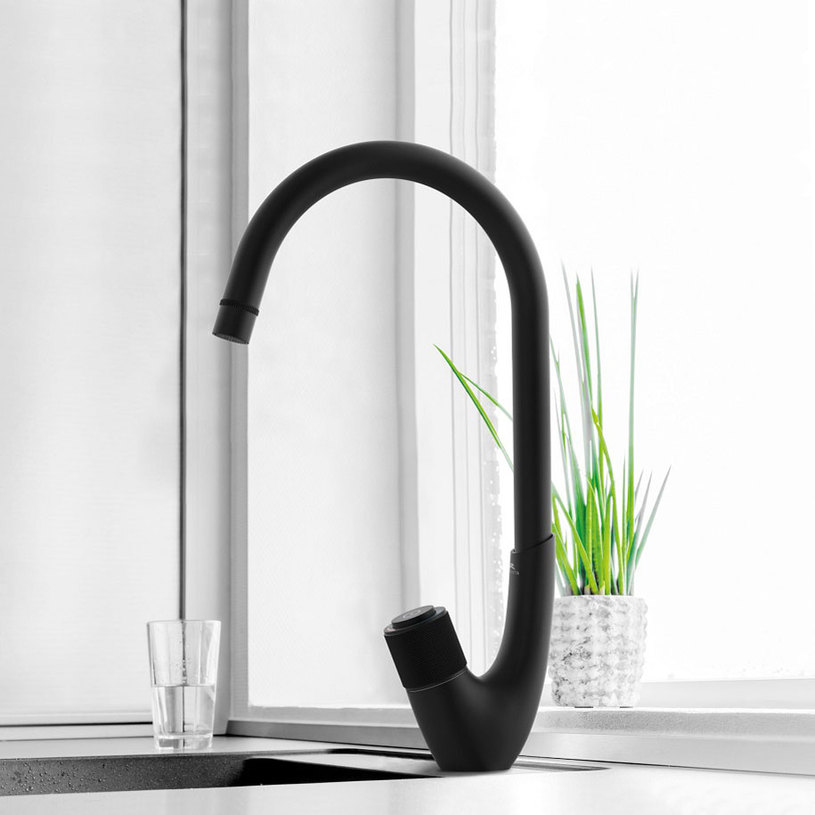 SWAN-33 ЧЕРЕН СМЕСИТЕЛ ЗА КУХНЯ SWAN-33 ЧЕРЕН СМЕСИТЕЛ ЗА КУХНЯ