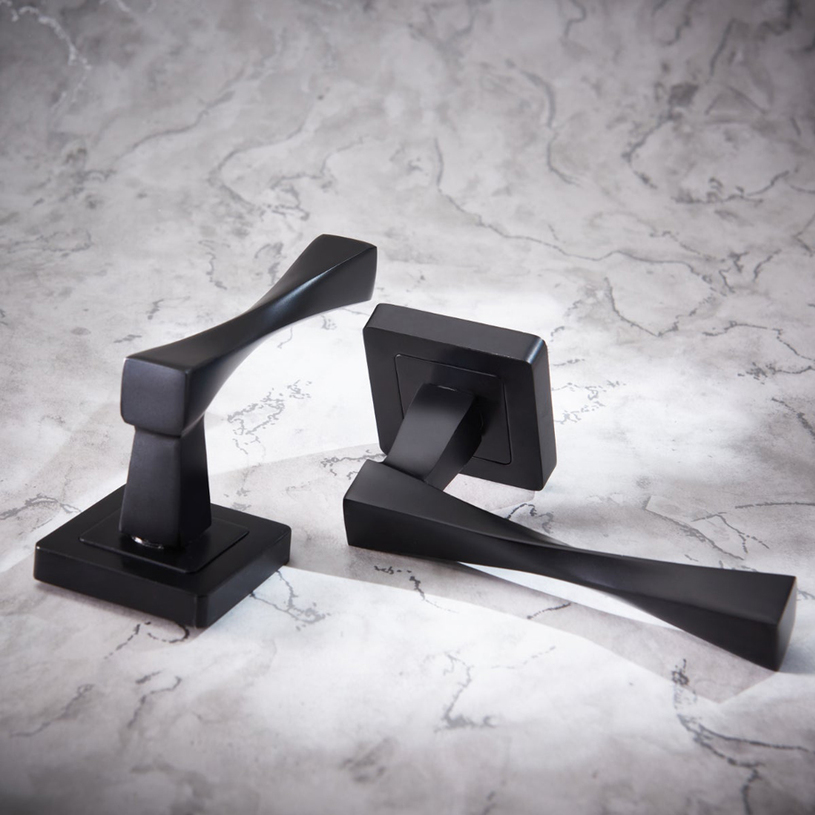 YALE ДРЪЖКА ВЕРОНА СЕКР.РОЗЕТ.ЧЕРЕН МАТ YALE ДРЪЖКА ВЕРОНА СЕКР.РОЗЕТ.ЧЕРЕН МАТ