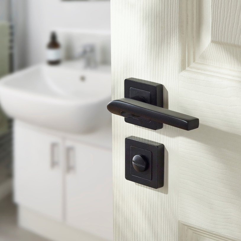 YALE ДРЪЖКА СИЕНА СЕРВ.РОЗЕТ.ЧЕРЕН МАТ YALE ДРЪЖКА СИЕНА СЕРВ.РОЗЕТ.ЧЕРЕН МАТ