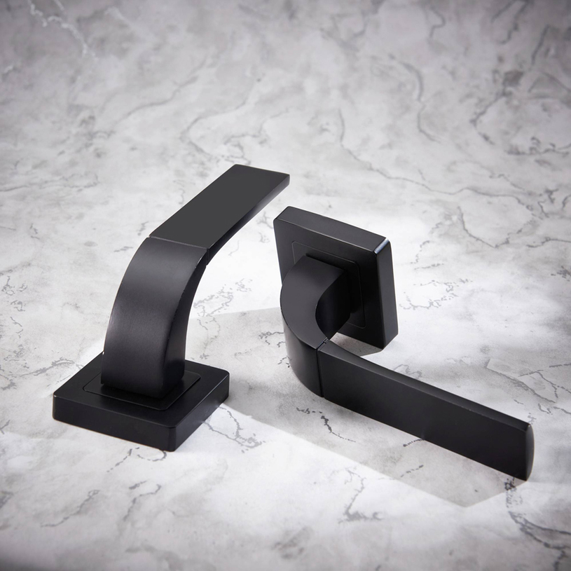 YALE ДРЪЖКА БОЛОНЯ СЕРВ.РОЗЕТ.ЧЕРЕН МАТ YALE ДРЪЖКА БОЛОНЯ СЕРВ.РОЗЕТ.ЧЕРЕН МАТ