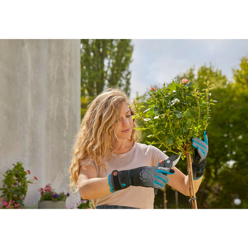 GARDENA РЪКАВИЦИ ЗА БОДЛ РАСТ М 11540-20 GARDENA РЪКАВИЦИ ЗА БОДЛ РАСТ М 11540-20