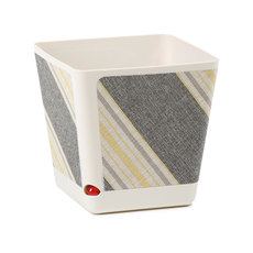 ПЛАСТМАСОВА КАШПА 18X18CM LAMELA KORA ПЛАСТМАСОВА КАШПА 18X18CM LAMELA KORA