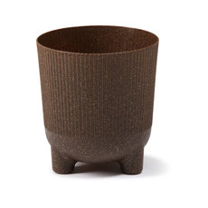 ПЛАСТМАСОВА КАШПА Ф16CM LAMELA ARIA ECO COFFEE ПЛАСТМАСОВА КАШПА Ф16CM LAMELA ARIA ECO COFFEE