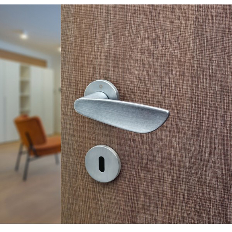 ДРТЖКА FARFALLA P-КА ЗА ОБ.КЛЮЧ,САТ ХРОМ ДРТЖКА FARFALLA P-КА ЗА ОБ.КЛЮЧ,САТ ХРОМ