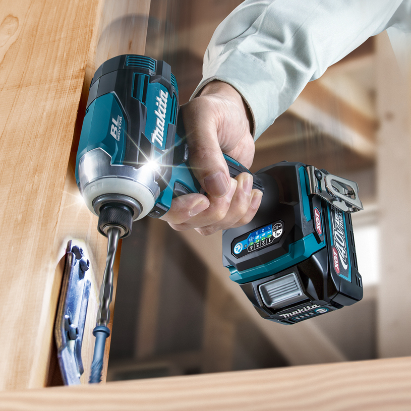 #MAKITA АК УД БЕЗЧ ВИНТОВЕРТ TD001GD201 #MAKITA АК УД БЕЗЧ ВИНТОВЕРТ TD001GD201