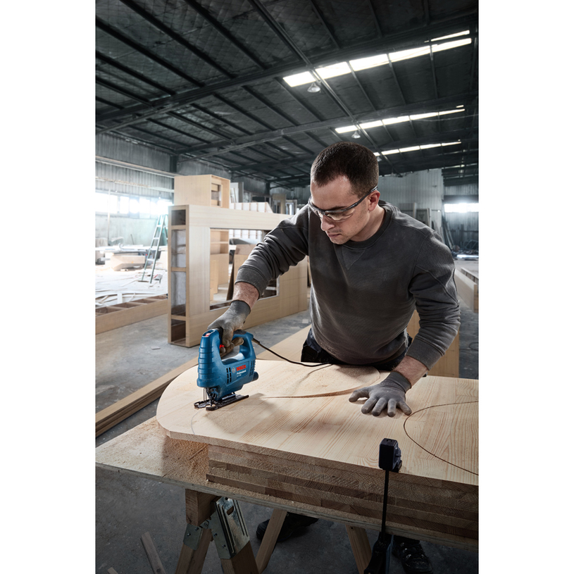 BOSCH BLUE GST 680 ПРОБОДЕН ТРИОН BOSCH BLUE GST 680 ПРОБОДЕН ТРИОН