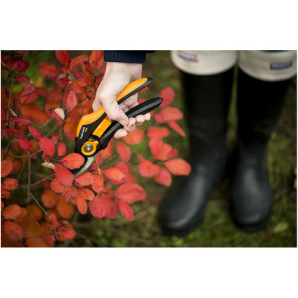 FISKARS ЛОЗАРСКА НОЖИЦАSMARTFIT , P68 FISKARS ЛОЗАРСКА НОЖИЦАSMARTFIT , P68