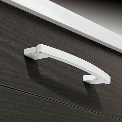 Мебелна дръжка хром мат, 192 мм Мебелна дръжка хром мат, 192 мм