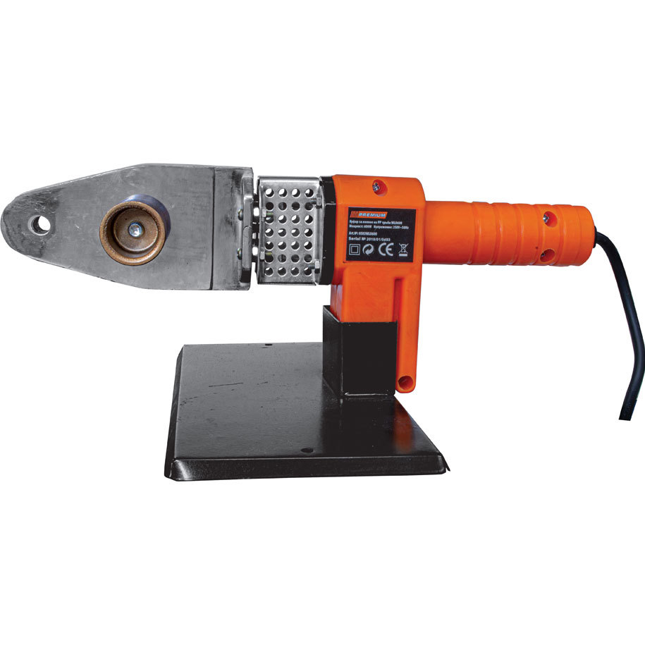 600 W heats up to a 300 °C working temperature