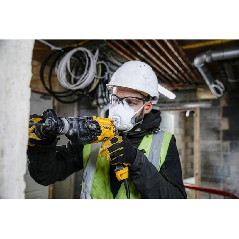 DeWALT Перфоратор D25133K 800W 2.6J DeWALT Перфоратор D25133K 800W 2.6J