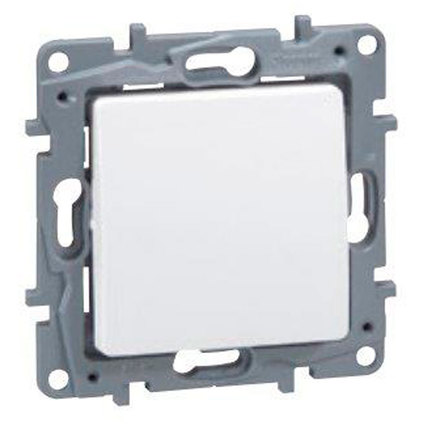 Ключ единичен мех бял IP20 N Niloe Ключ единичен мех бял IP20 N Niloe