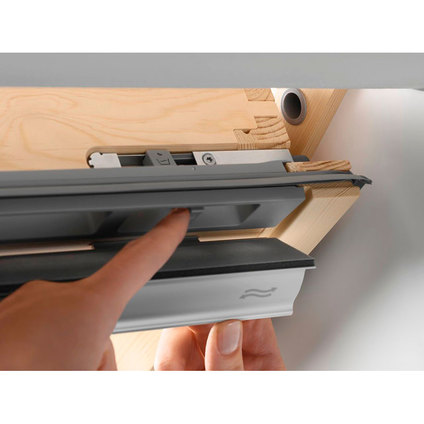 ПОКРИВЕН ПРОЗОРЕЦ VELUX GLL 1061 - MK06@ ПОКРИВЕН ПРОЗОРЕЦ VELUX GLL 1061 - MK06@