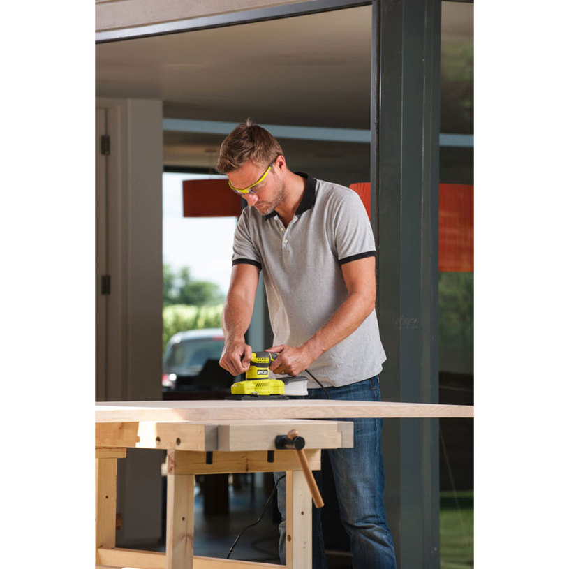 RYOBI ВИБРОШЛАЙФ SS200-G 200W RYOBI ВИБРОШЛАЙФ SS200-G 200W