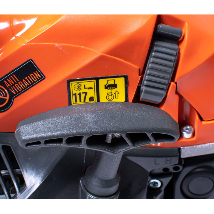 DAEWOO МОТ.ТРИОН DCS4516 16" 45CC 1.7KW DAEWOO МОТ.ТРИОН DCS4516 16" 45CC 1.7KW