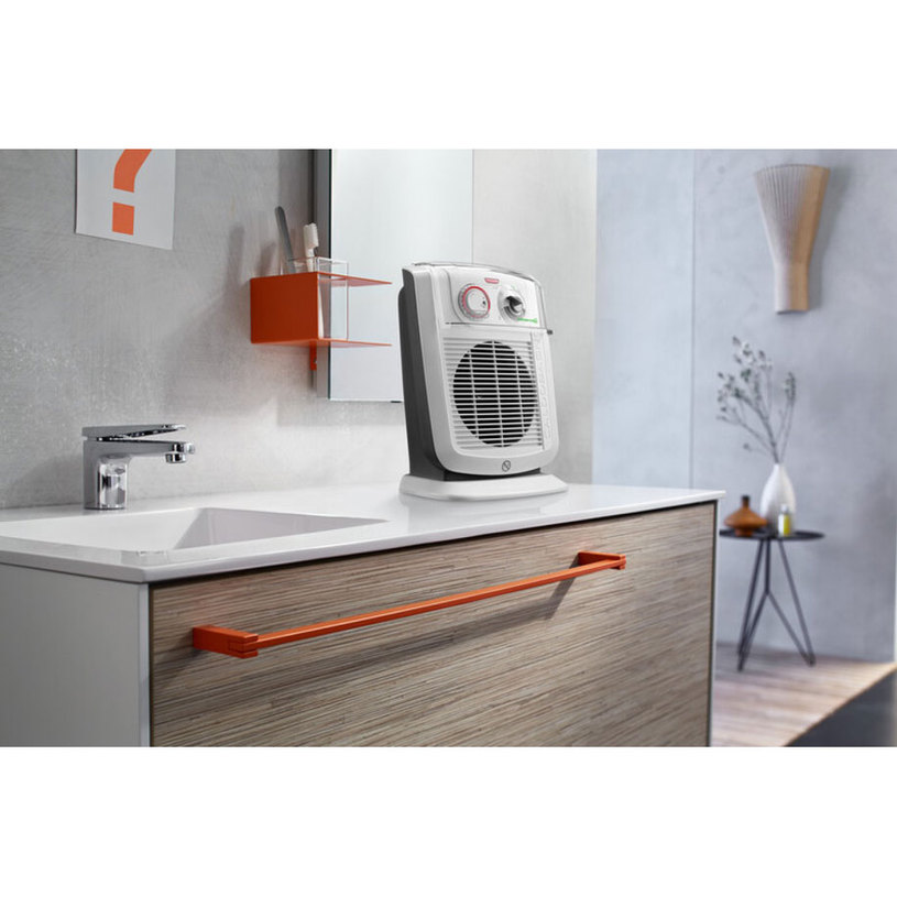 ВЕНТ. ПЕЧКА DELONGHI HBC3052T EX:3 @ ВЕНТ. ПЕЧКА DELONGHI HBC3052T EX:3 @