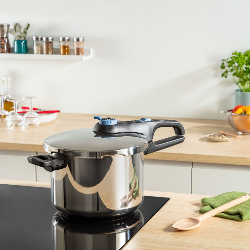 ТЕНДЖЕРА ПОД НАЛЯГАНЕ TEFAL P2580701 ТЕНДЖЕРА ПОД НАЛЯГАНЕ TEFAL P2580701