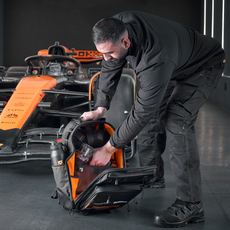 РАНИЦА ЗА ИНСТРУМЕНТИ DEWALT DWST60101-9 MCLAREN РАНИЦА ЗА ИНСТРУМЕНТИ DEWALT DWST60101-9 MCLAREN