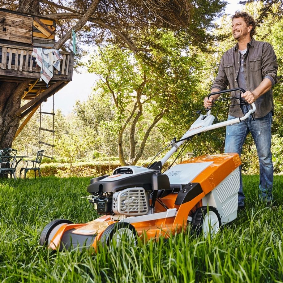 Petrol lawn mower Petrol lawn mower