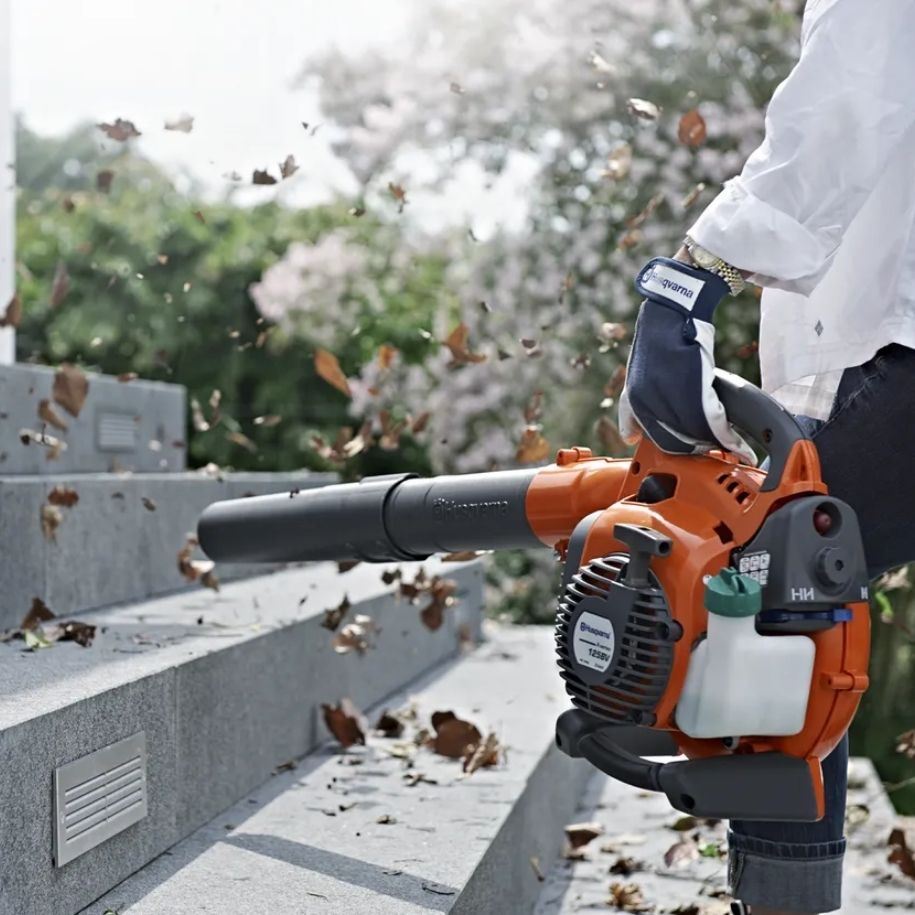 Leaf blower Leaf blower