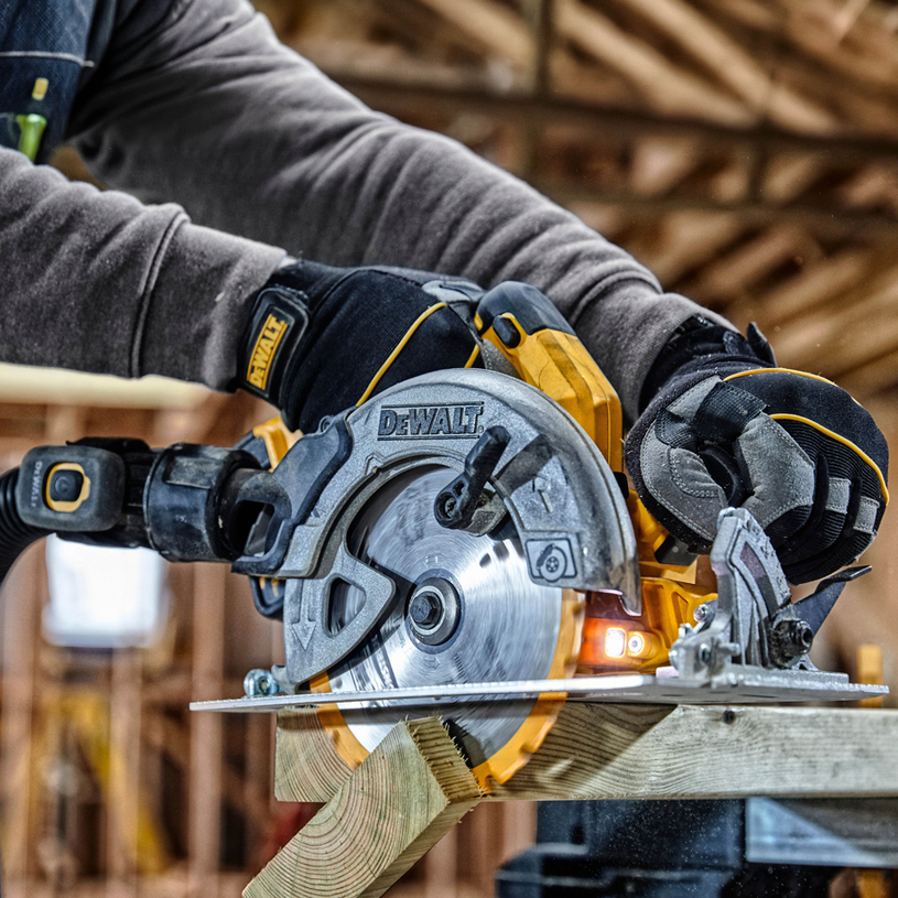 *DEWALT РЪЧЕН ЦИРКУЛЯР DCS570N *DEWALT РЪЧЕН ЦИРКУЛЯР DCS570N