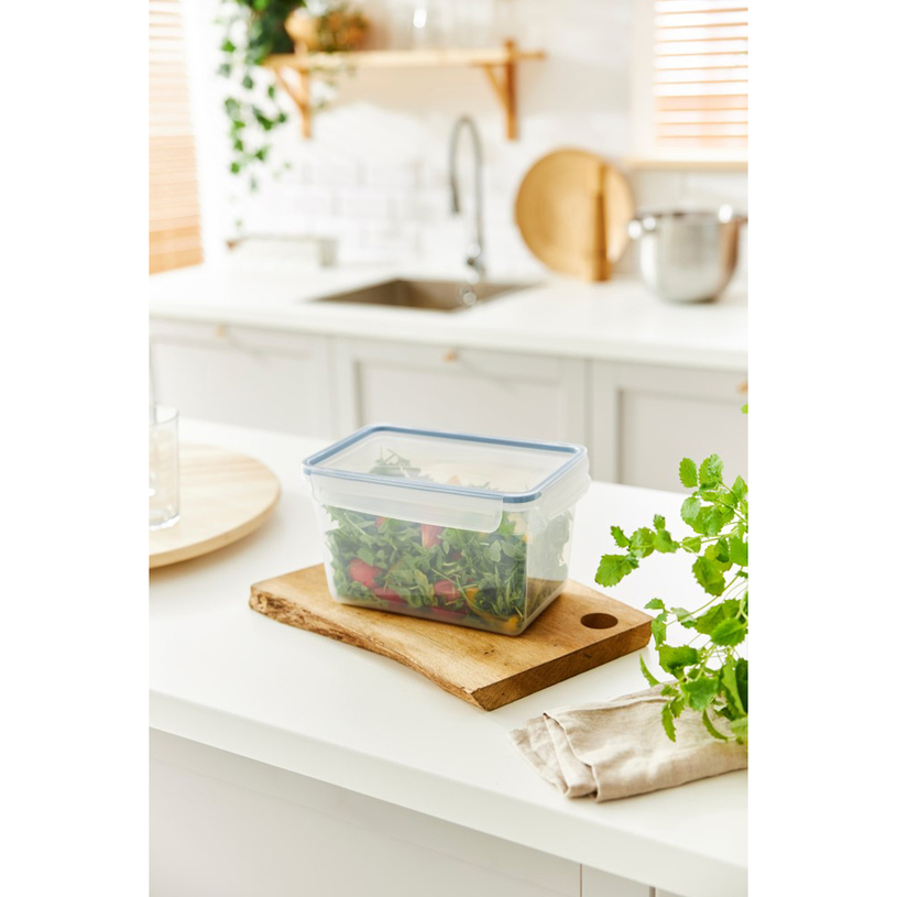 КУТИЯ ЗА ХРАНА 3 L CLIC & LOCK КУТИЯ ЗА ХРАНА 3 L CLIC & LOCK