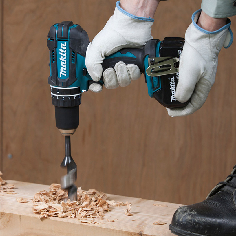 MAKITA АКУМ.КОМПЛЕКТ DLX2133J 18V MAKITA АКУМ.КОМПЛЕКТ DLX2133J 18V