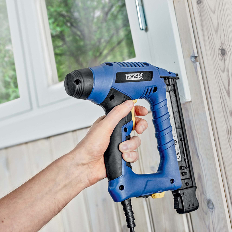 RAPID ЕЛЕКТРИЧЕСКИ ТАКЕР EN330 RAPID ЕЛЕКТРИЧЕСКИ ТАКЕР EN330