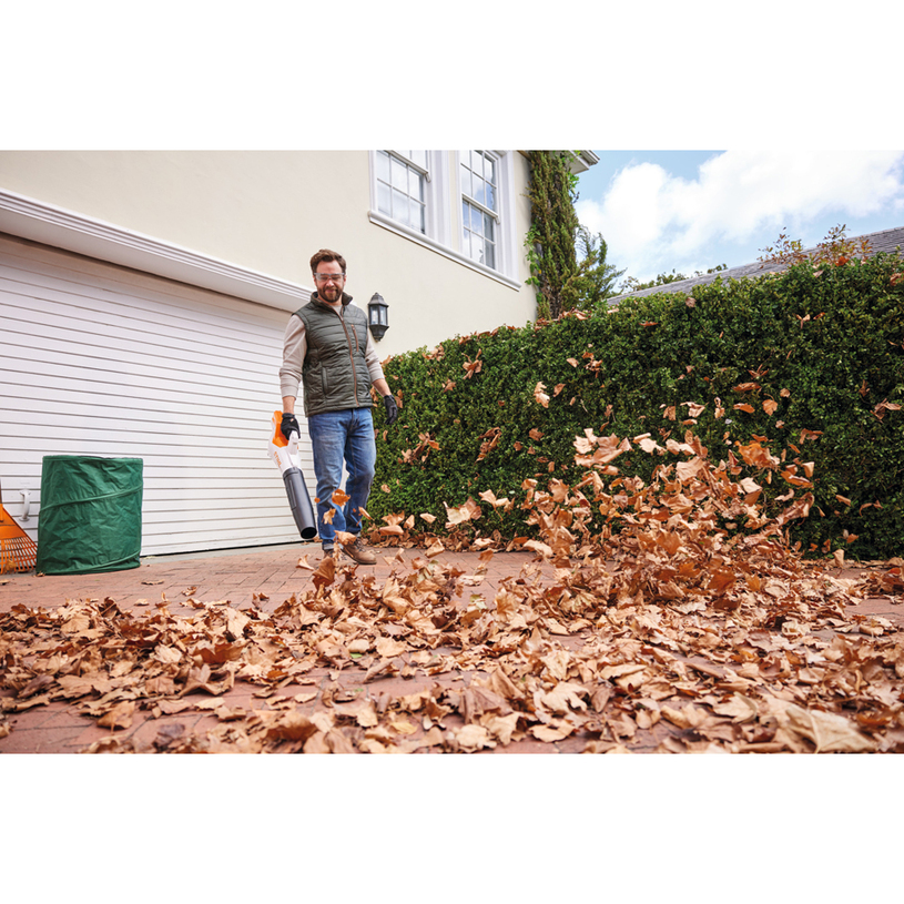 STIHL АКУМ.МЕТЛА BGA 50 SET STIHL АКУМ.МЕТЛА BGA 50 SET