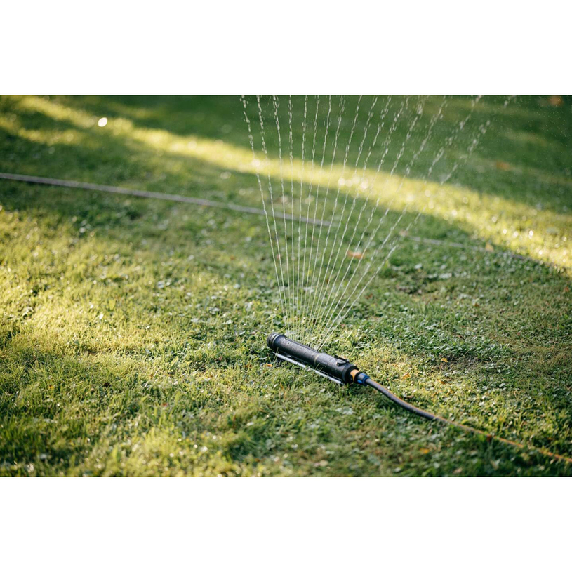 ОСЦИЛ РАЗПРЪСКВАЧ Fiskars M 150-285 m2 ОСЦИЛ РАЗПРЪСКВАЧ Fiskars M 150-285 m2