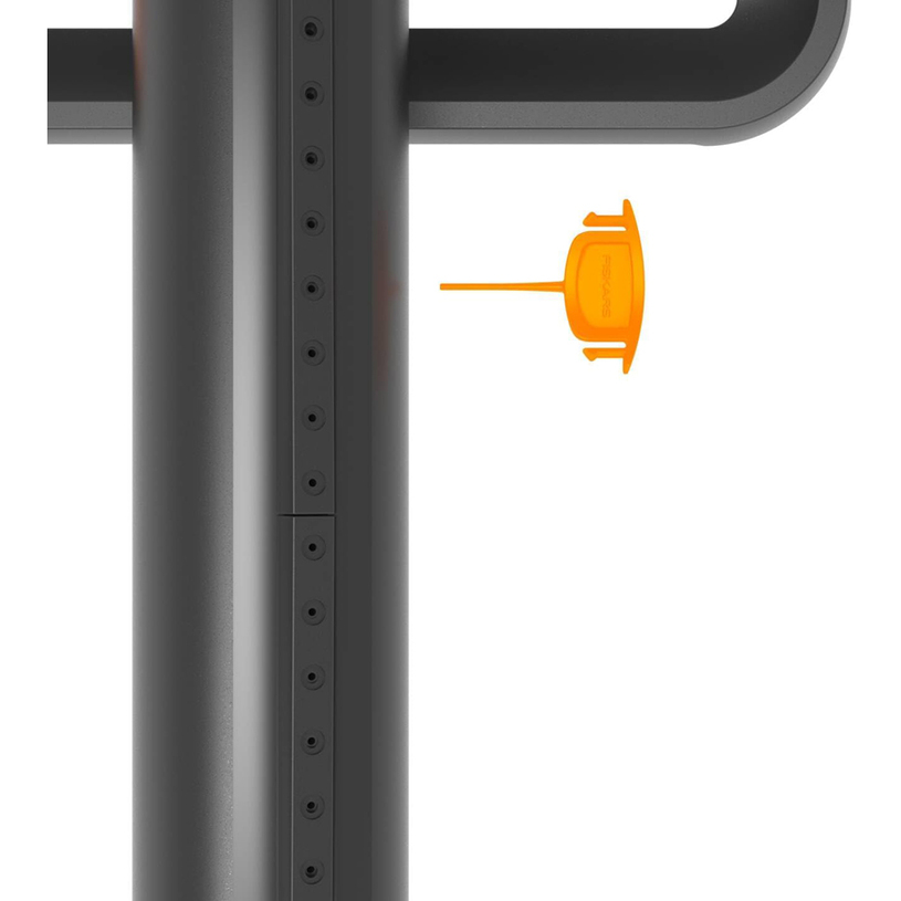 ОСЦИЛ РАЗПРЪСКВАЧ Fiskars M 150-285 m2 ОСЦИЛ РАЗПРЪСКВАЧ Fiskars M 150-285 m2
