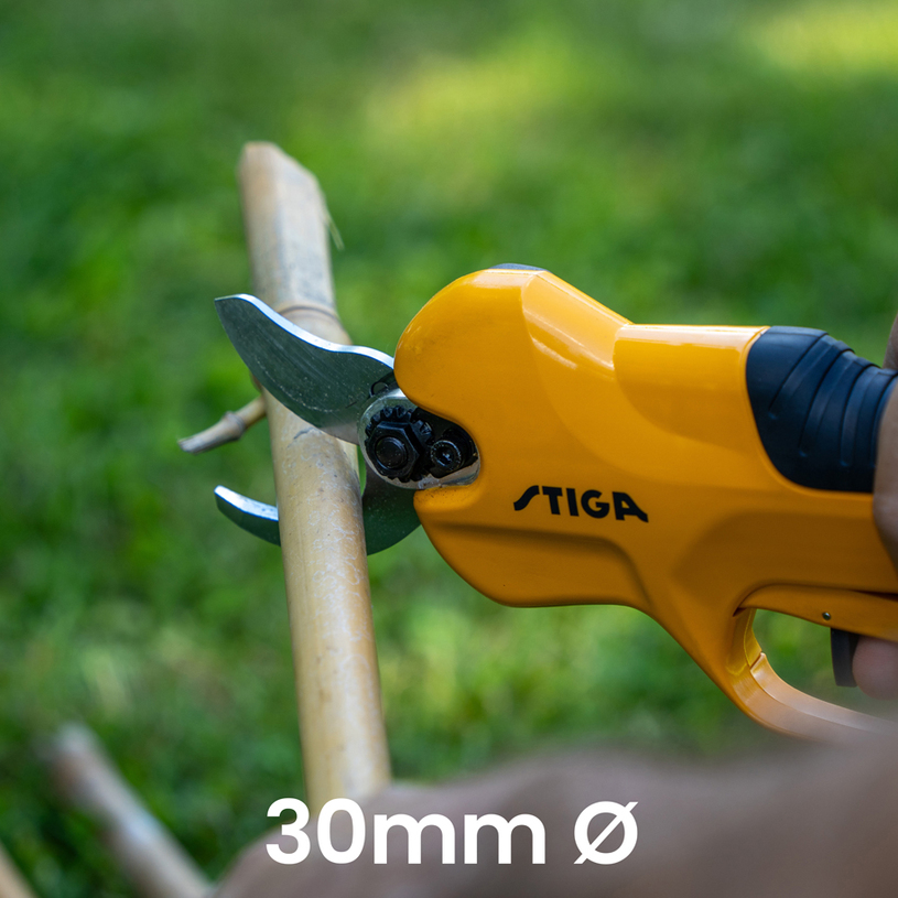 #STIGA АКУМ. НОЖИЦА SC 100E KIT #STIGA АКУМ. НОЖИЦА SC 100E KIT