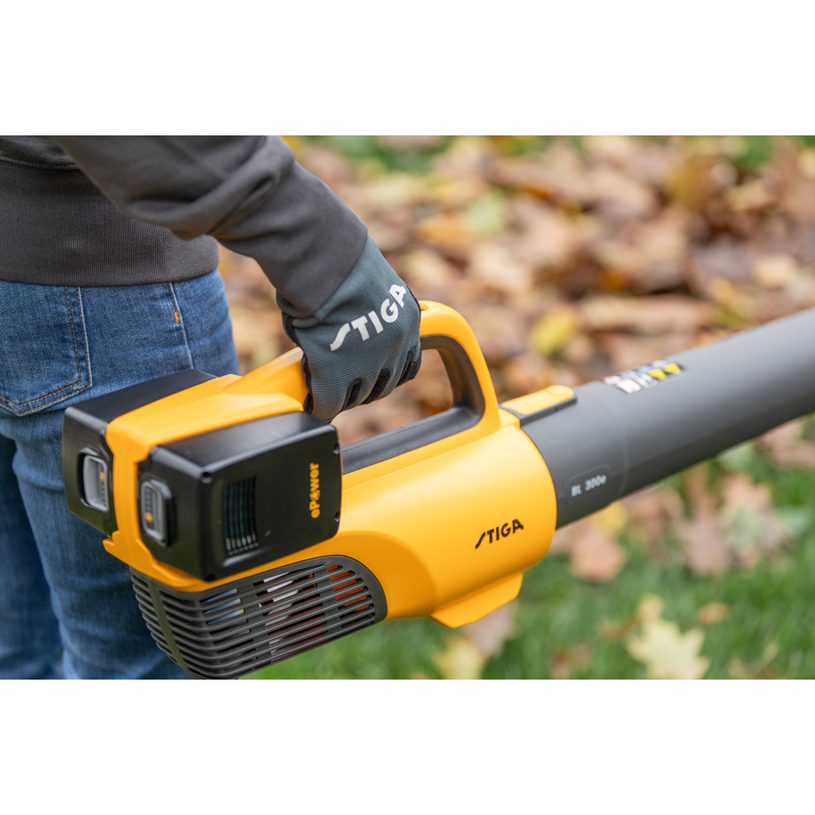 #STIGA АКУМ. ДУХАЛКА BL 300E KIT #STIGA АКУМ. ДУХАЛКА BL 300E KIT