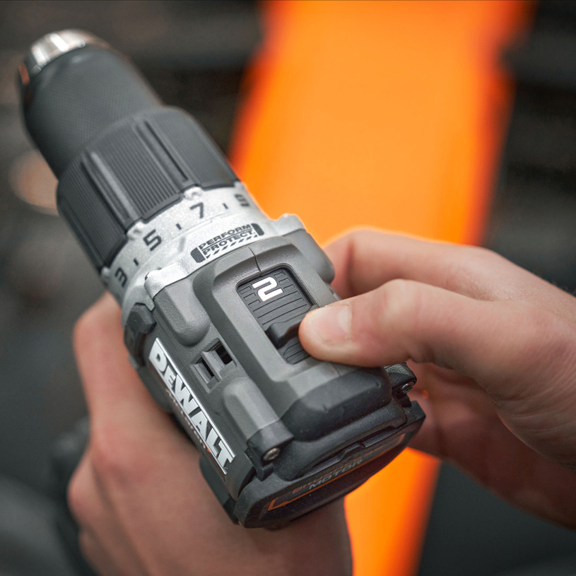 DEWALT АКУМ.УД.БОРМАШИНА DCD85MM2T-QW DEWALT АКУМ.УД.БОРМАШИНА DCD85MM2T-QW