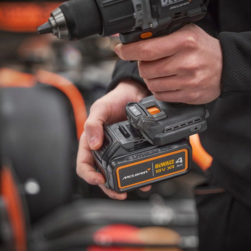 DEWALT АКУМ.УД.БОРМАШИНА DCD85MM2T-QW DEWALT АКУМ.УД.БОРМАШИНА DCD85MM2T-QW