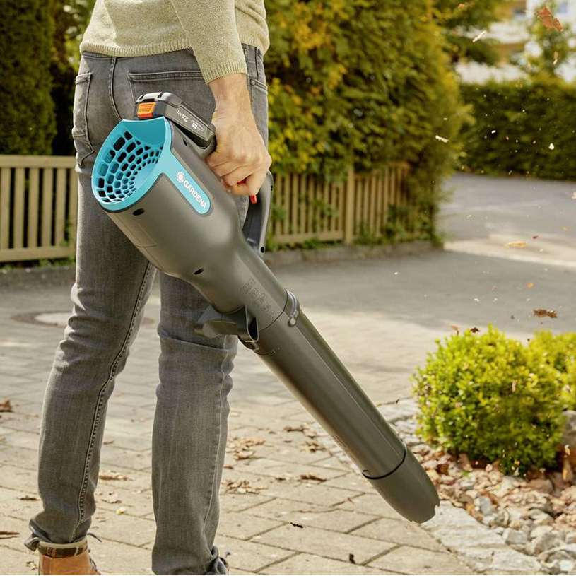 GARDENA АКУМ.МЕТЛА 18V-P4A SOLO GARDENA АКУМ.МЕТЛА 18V-P4A SOLO