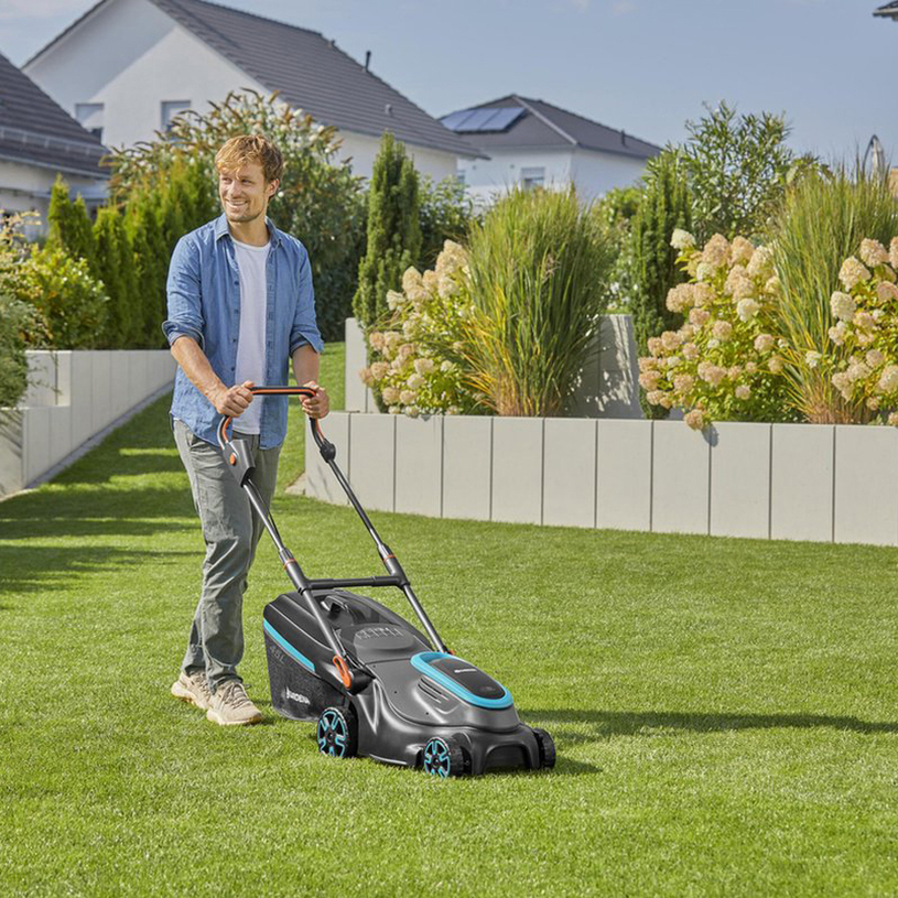GARDENA АКУМ.КОСАЧКА POWERMAX 37/36V SL GARDENA АКУМ.КОСАЧКА POWERMAX 37/36V SL