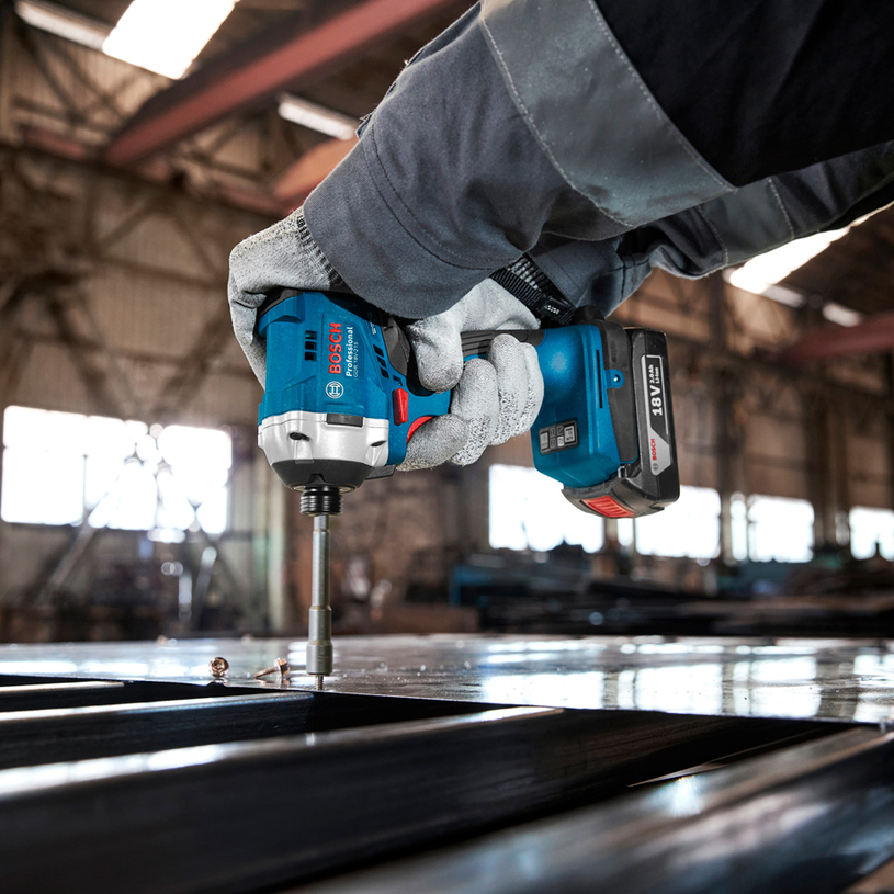 BOSCH BLUE АКУМ.УД.ВИНТОВЕРТ GDR 18V-215 BOSCH BLUE АКУМ.УД.ВИНТОВЕРТ GDR 18V-215