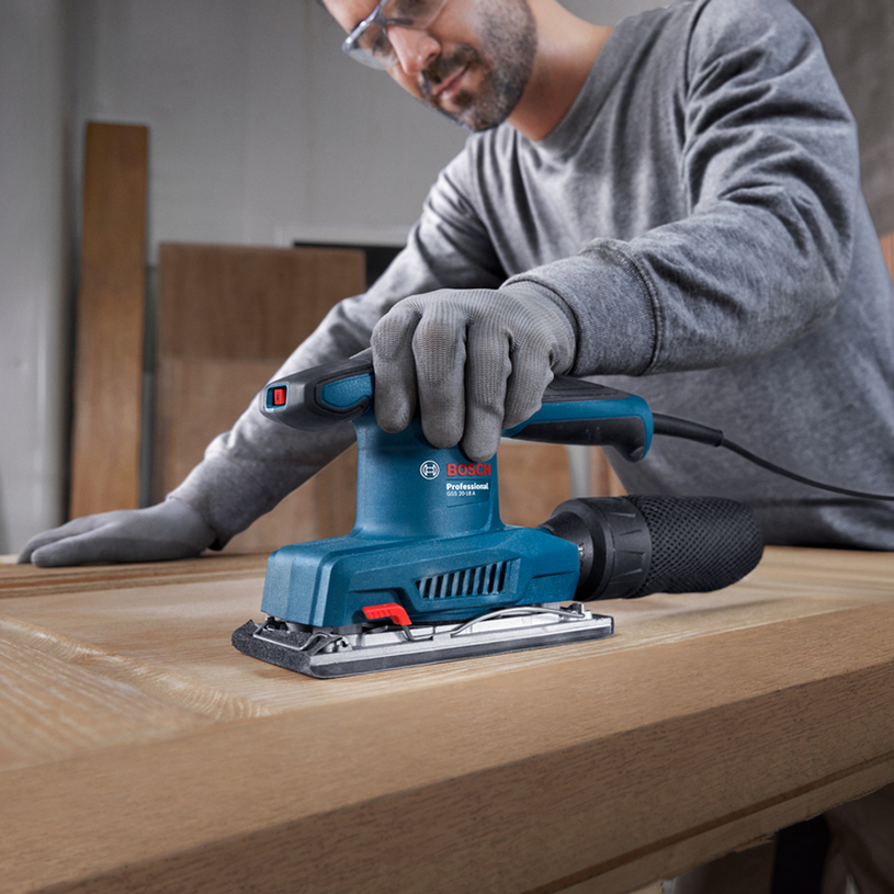 BOSCH BLUE ВИБРОШЛАЙФ GSS 20-18 A BOSCH BLUE ВИБРОШЛАЙФ GSS 20-18 A