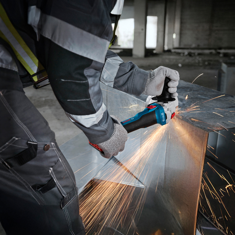 BOSCH BLUE АКУМ. БЕЗЧ. КОМПЛЕКТ 18 V BOSCH BLUE АКУМ. БЕЗЧ. КОМПЛЕКТ 18 V